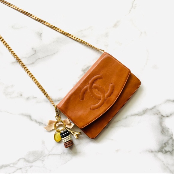 CHANEL Handbags - Authentic CHANEL WOC Wallet On Chain Cognac Brown